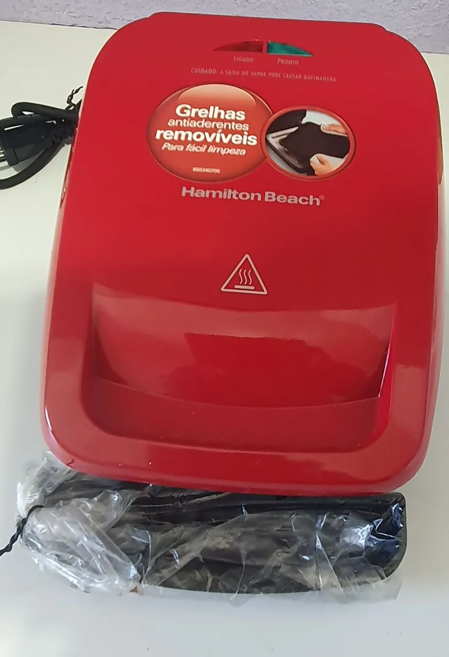 Sanduicheira Hamilton Beach com Grelhas Removíveis