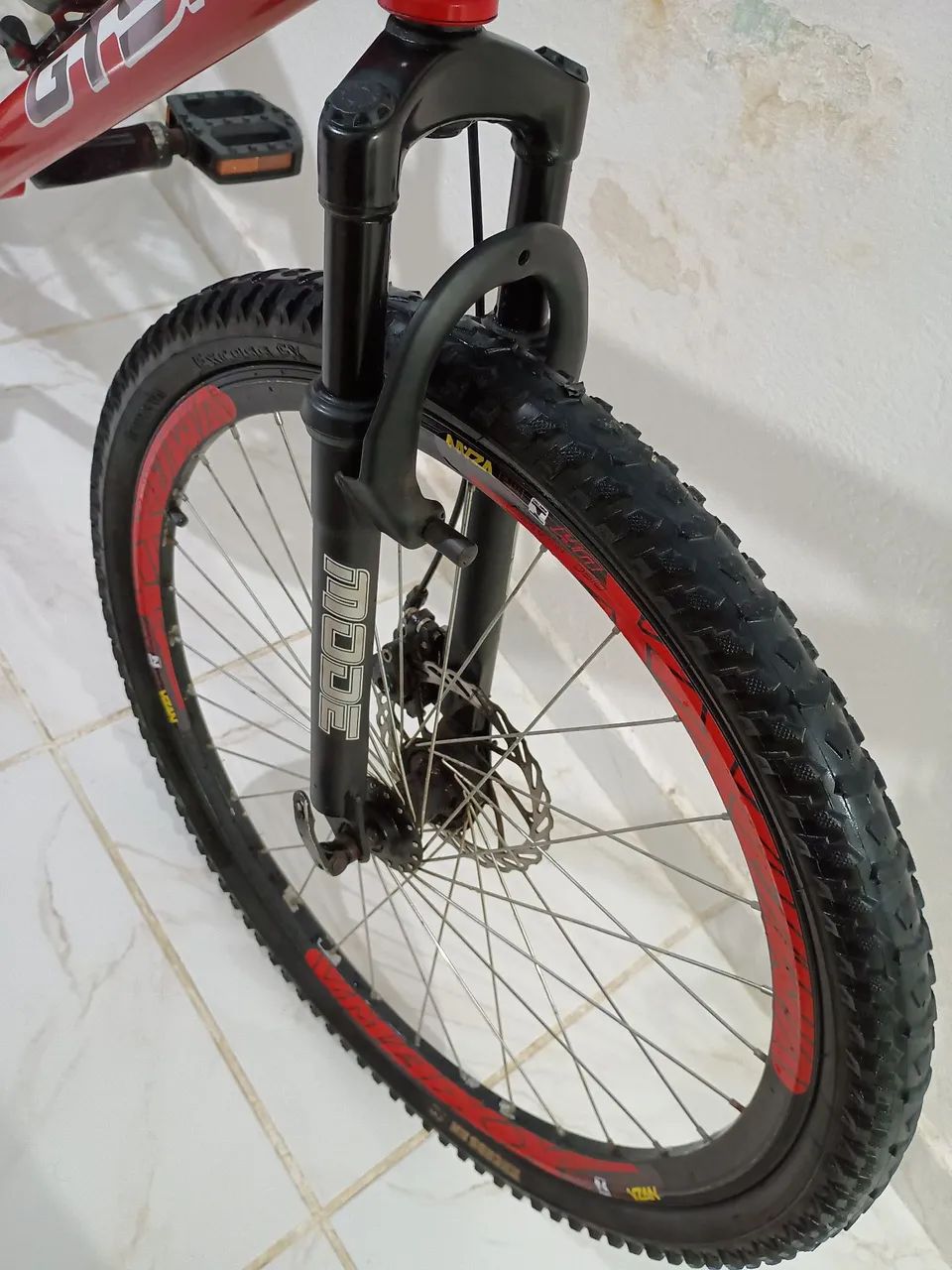 Bicicleta aro 26 freio a disco 21 marchas - Foto 2