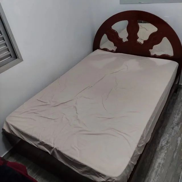 Cama Casal Madeira com Colchão