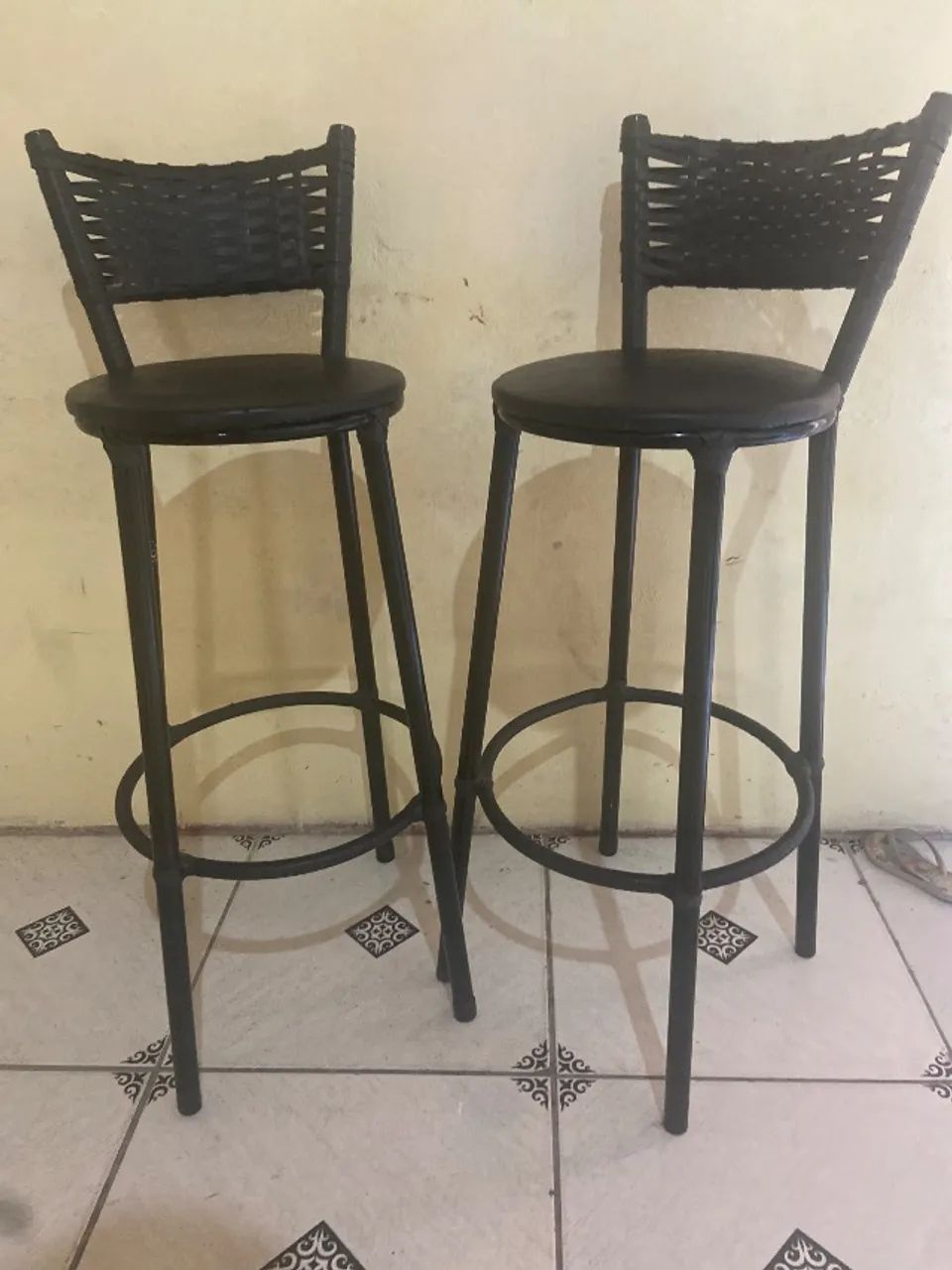 Cadeira alta para bancada  - Foto 2