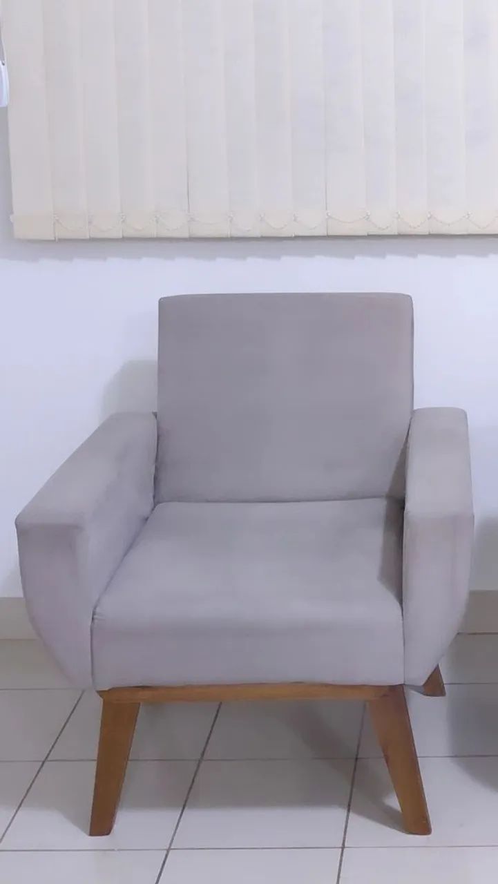 VENDE-SE POLTRONA - OPORTUNIDADE