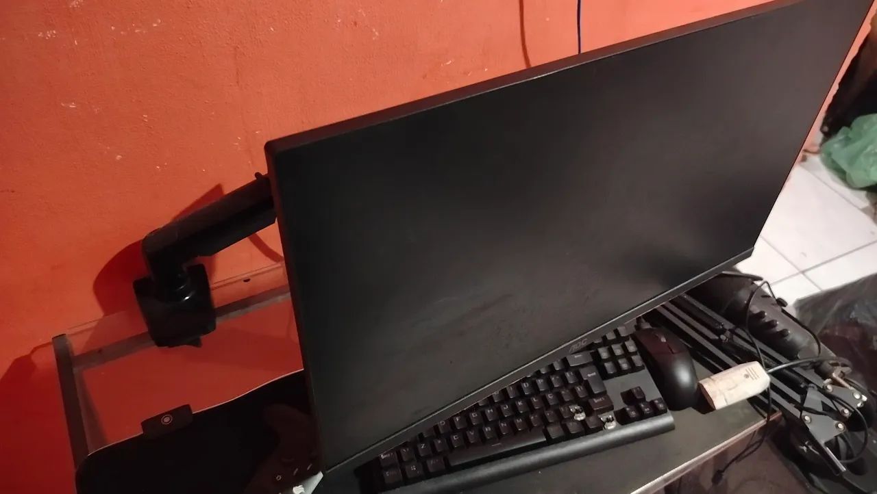 Monitor aoc 24" 144hz Hero com braço articulado - Foto 2