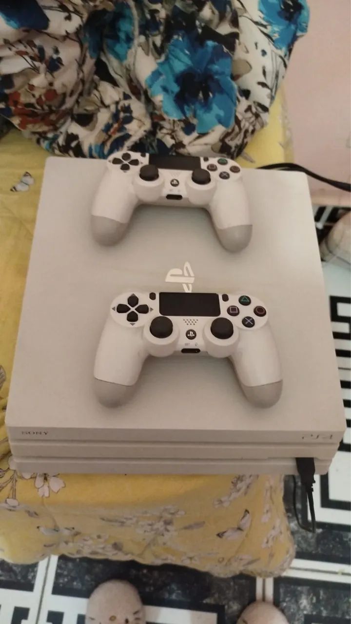 Ps4 pro edição branca ilimitada  - Foto 4