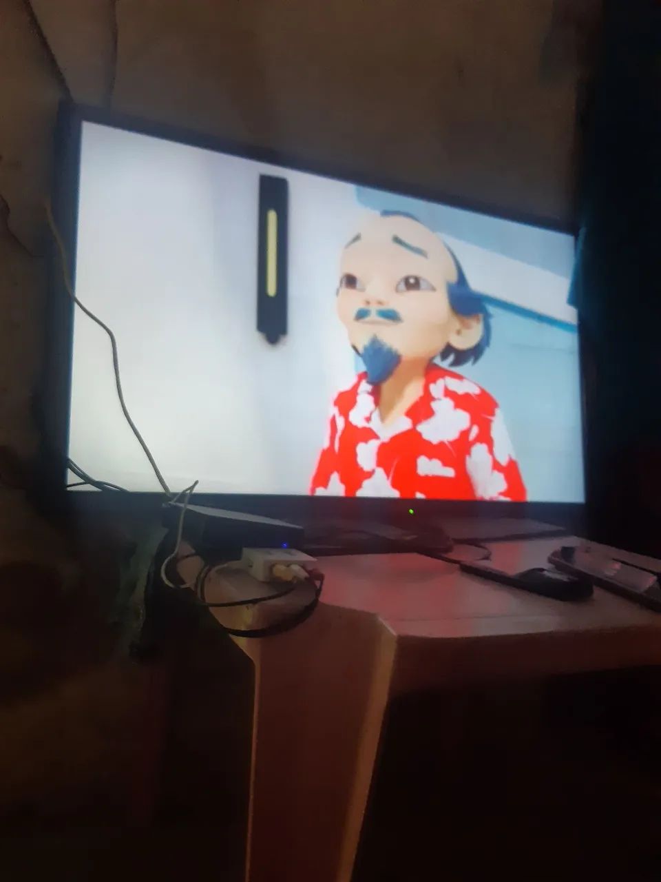 TV  - Foto 2