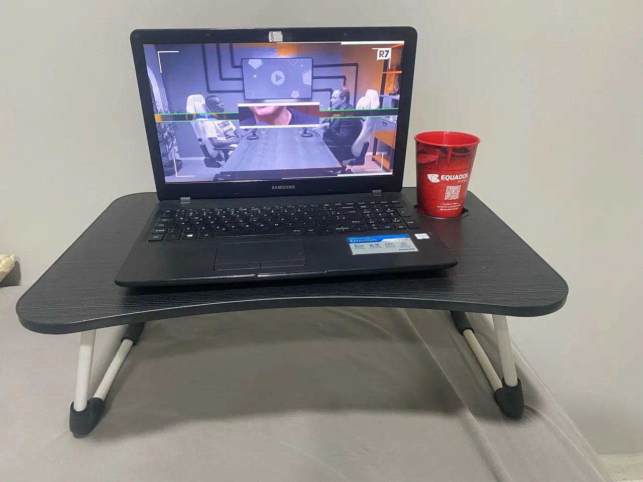 Mesa portátil a 60,00