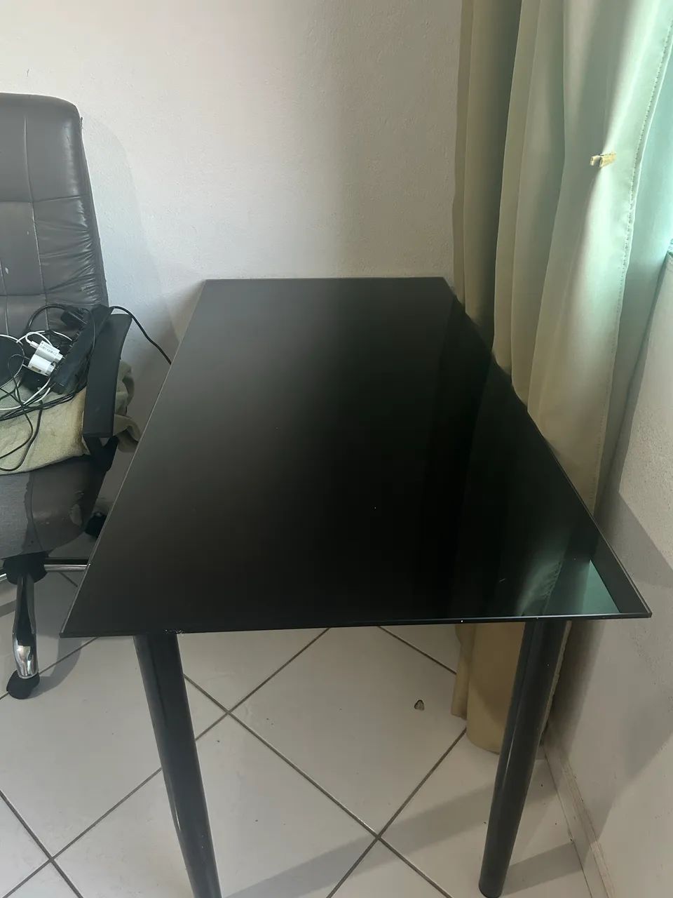 Vendo mesa vidro para computador 