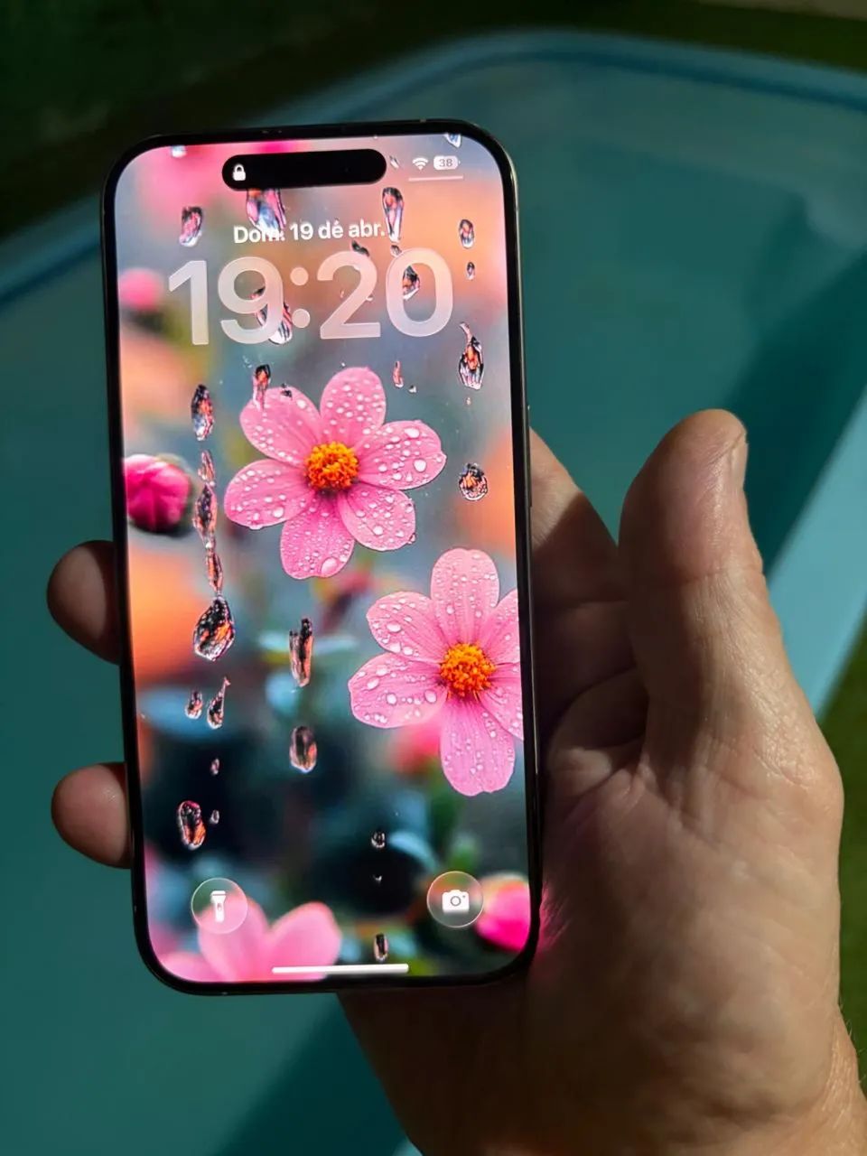 iPhone 15 pro 128gb titânio natural - Foto 2