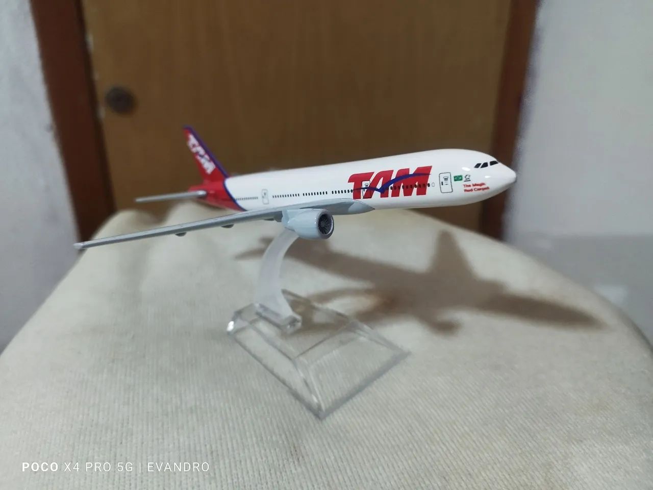 Avião de metal tam. - Foto 4