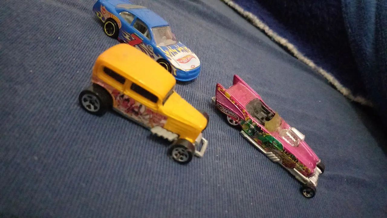 Carrinho hotweels 