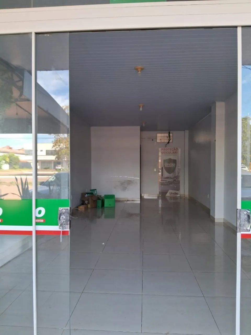 Sala comercial com 50 mts 404 sul - Foto 2