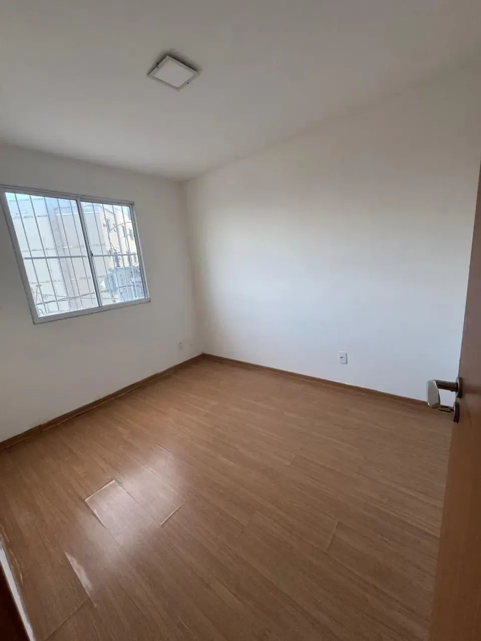 Alugo 2/4 no São Jorge
