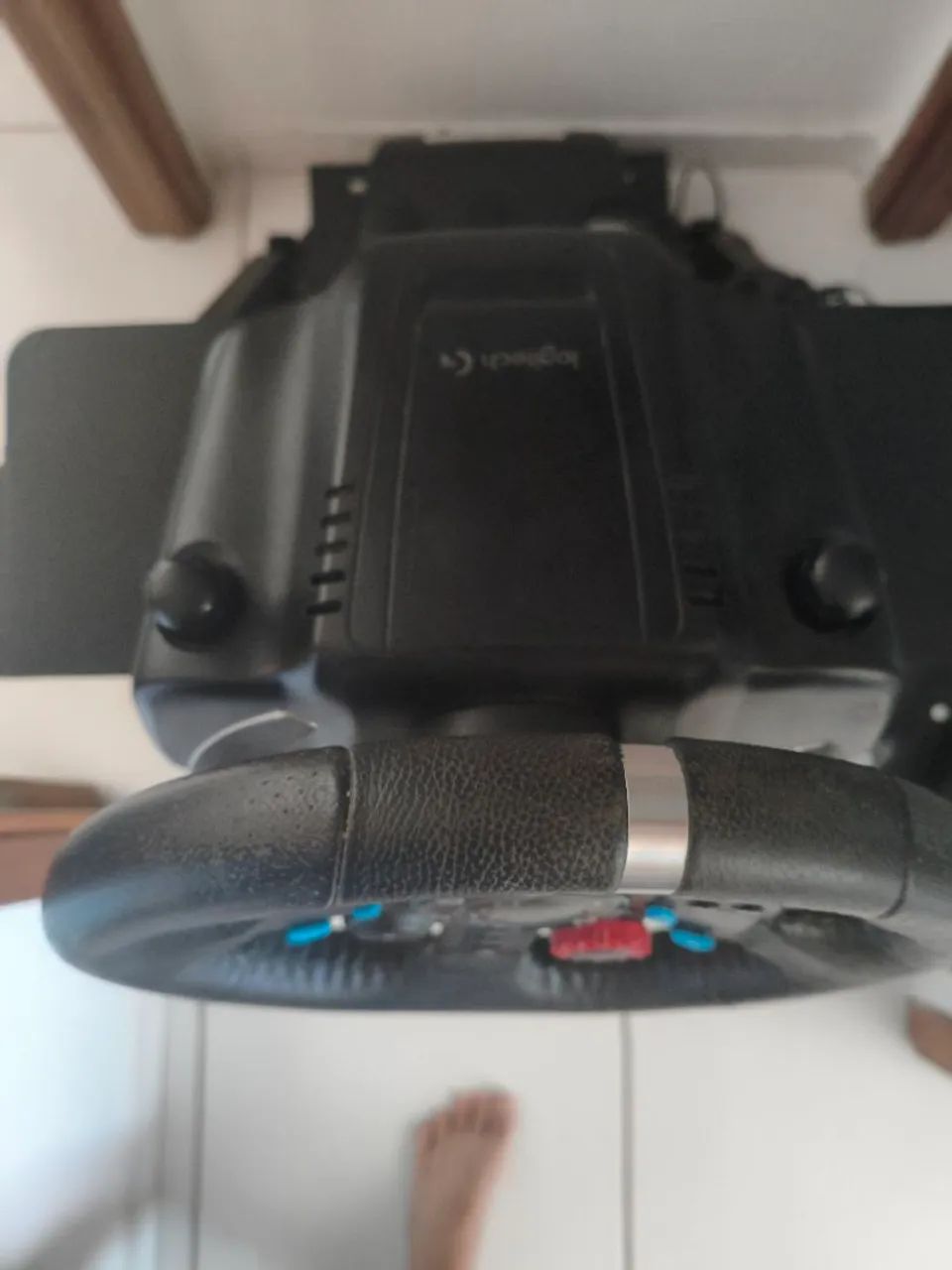 kit Logitech G29 com pedais, câmbio e suporte cockpit ? PS5 e PC - Foto 4