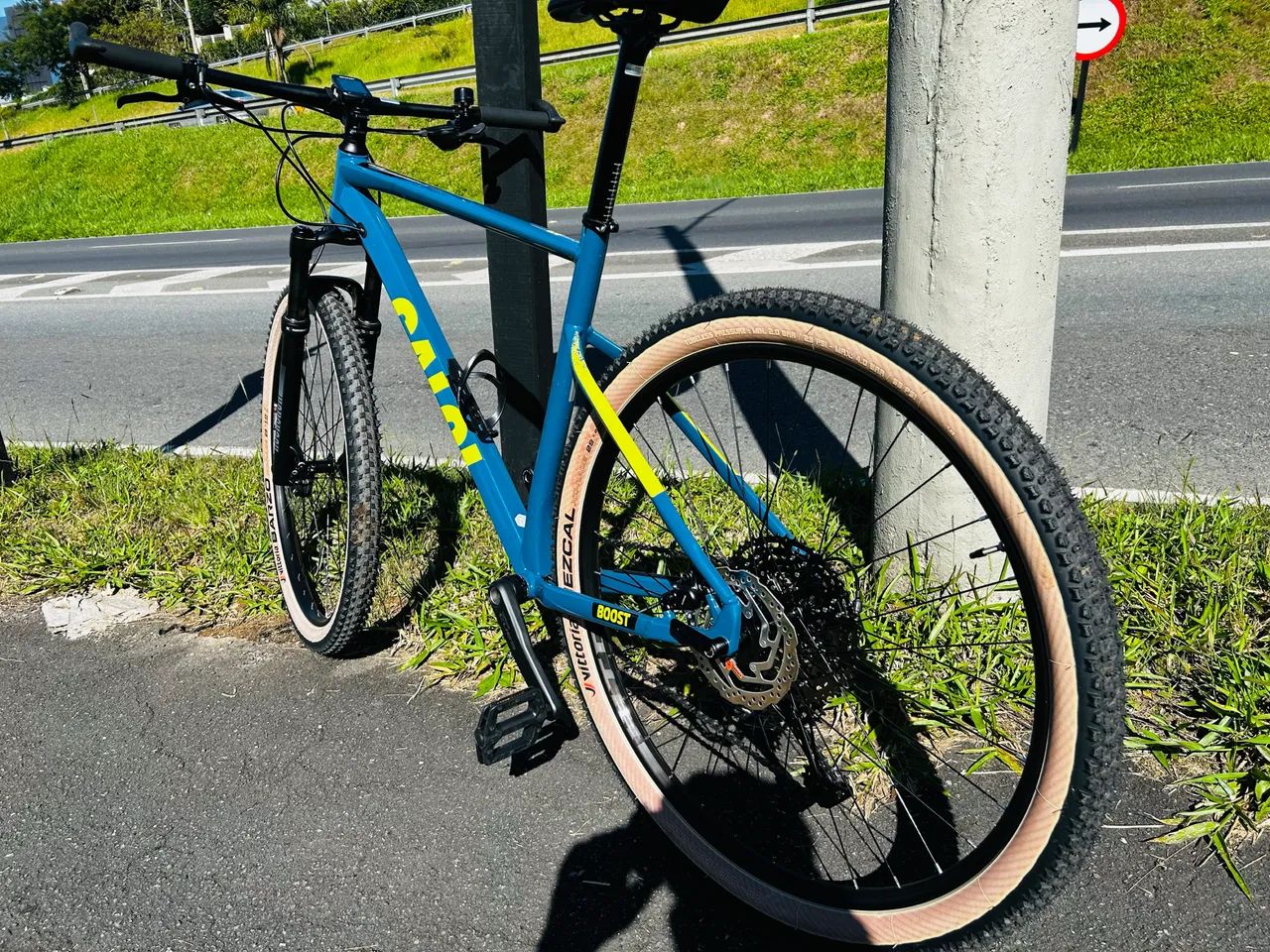 Caloi explorer Pro XL 
