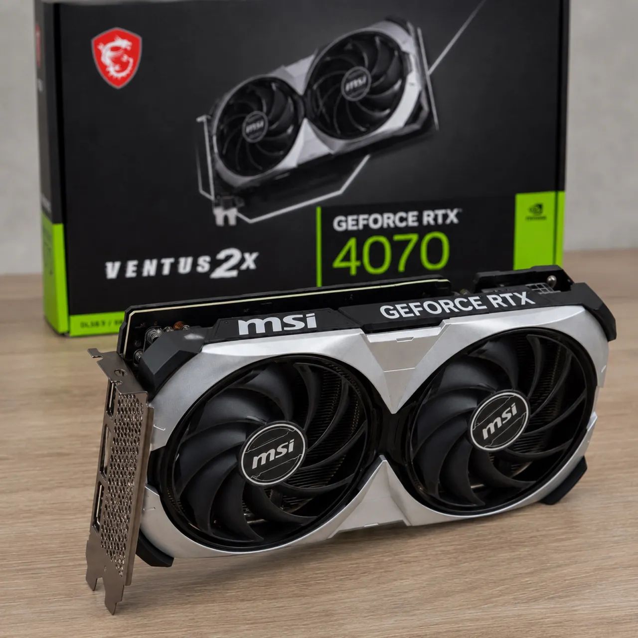 RTX 4070 MSI VENTUS 2X OC 12GB - Foto 3