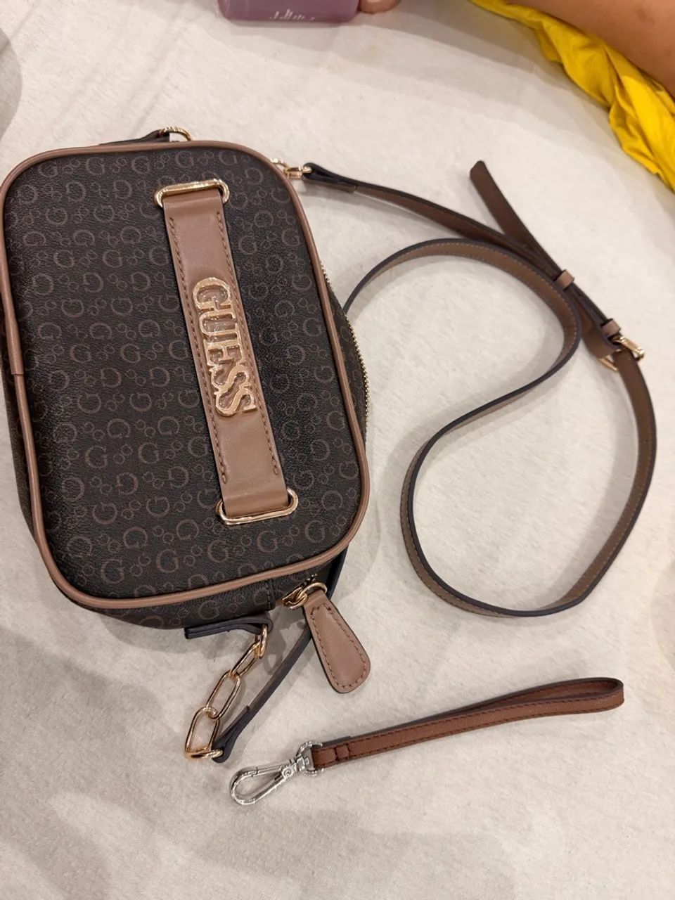 Bolsa Guess Feminina - Nova - Importada dos EUA - Foto 3