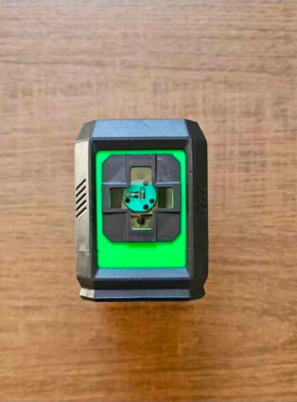 Nível a Laser 2 Linhas C/ Ímã