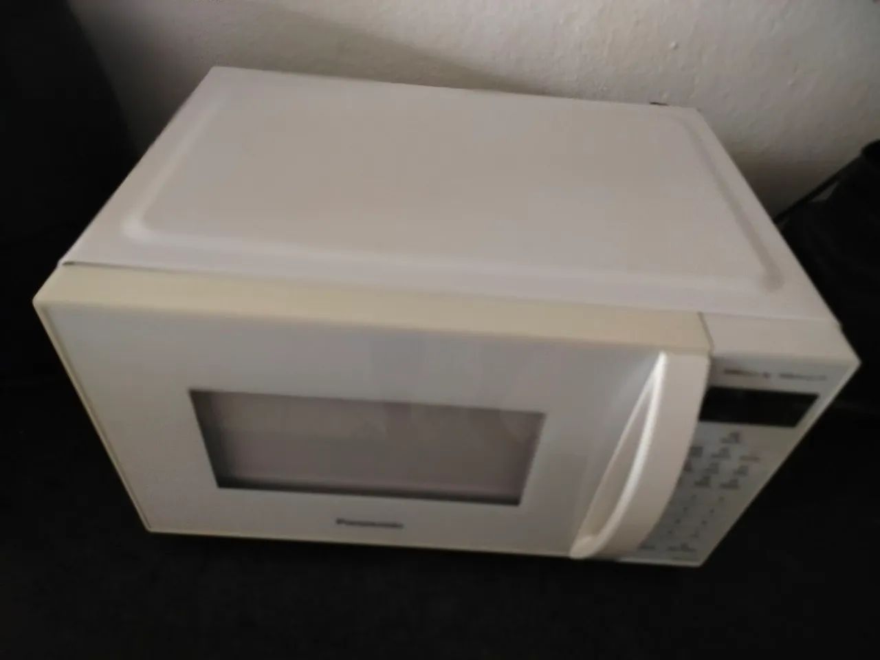 Micro-ondas funcionando tudo 