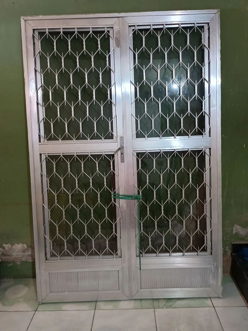 Porta de alumínio com vidro  - Foto 5