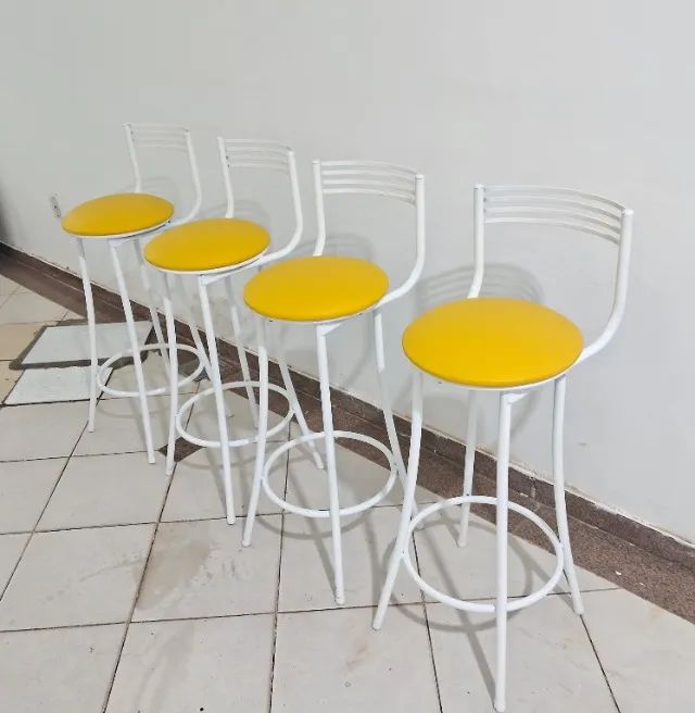 4 Banquetas  - Foto 2