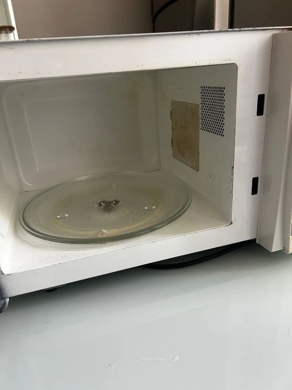 MICROONDAS ELETROLUX 20L - Foto 4