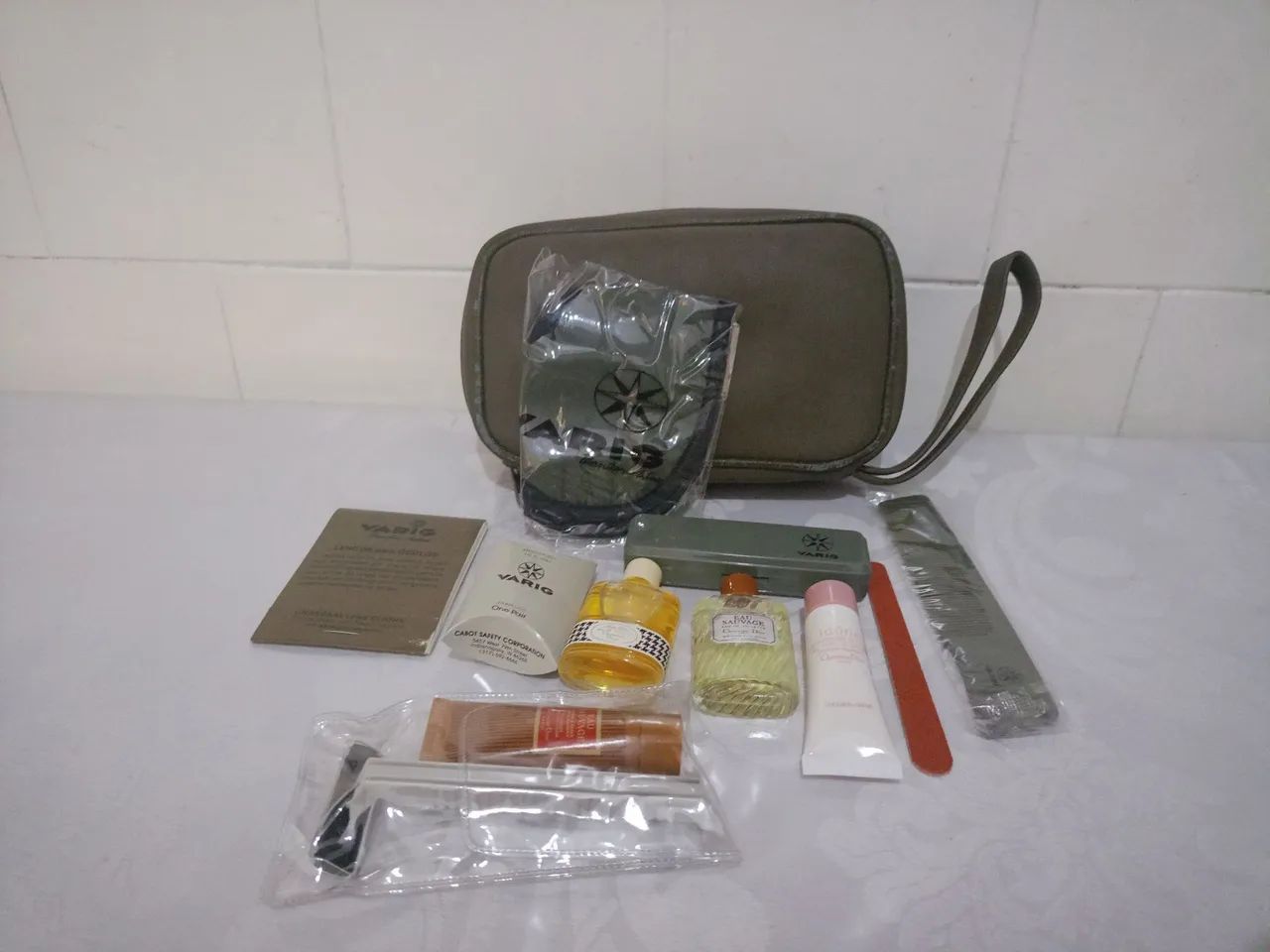 Kit Necessaire Antigo Varig Colecionável