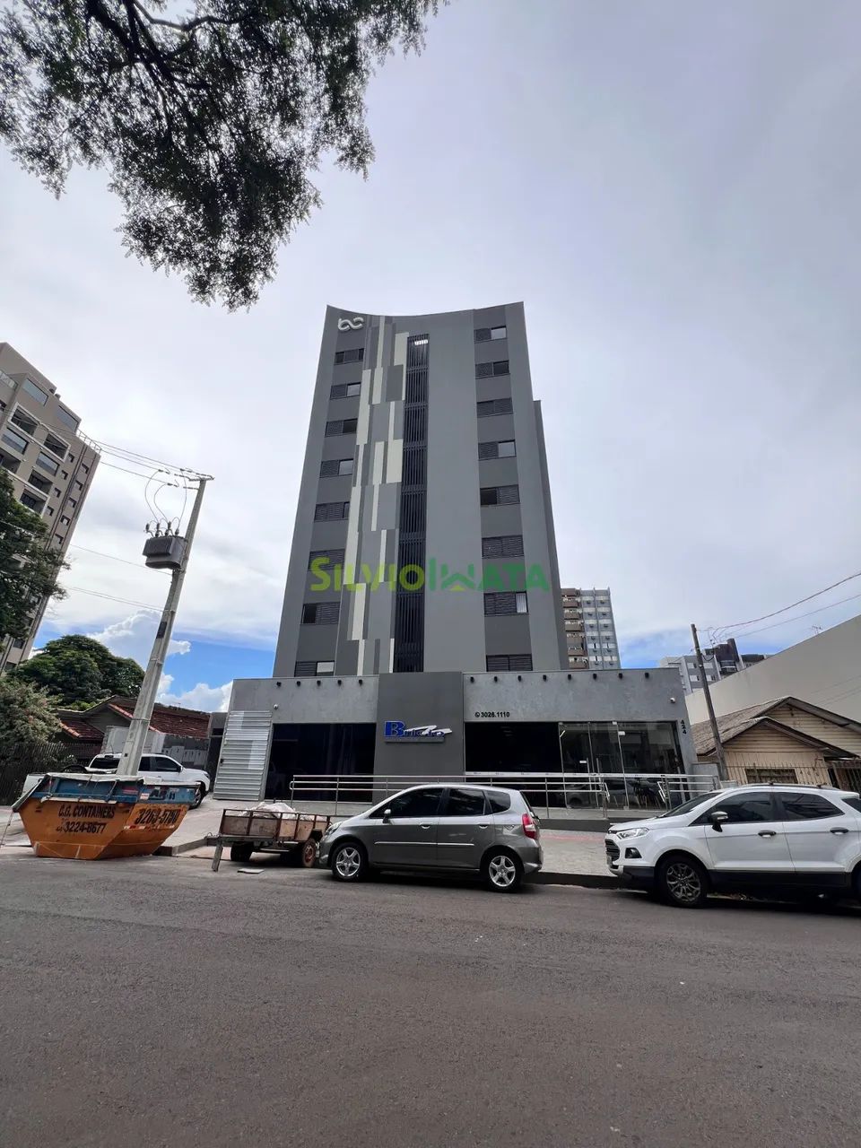 EXCELENTE APARTAMENTO, 02 QUARTOS SENDO 01 SUÍTE PARA MORAR NO ED. BENJAMIN CONSTANT, PRÓX