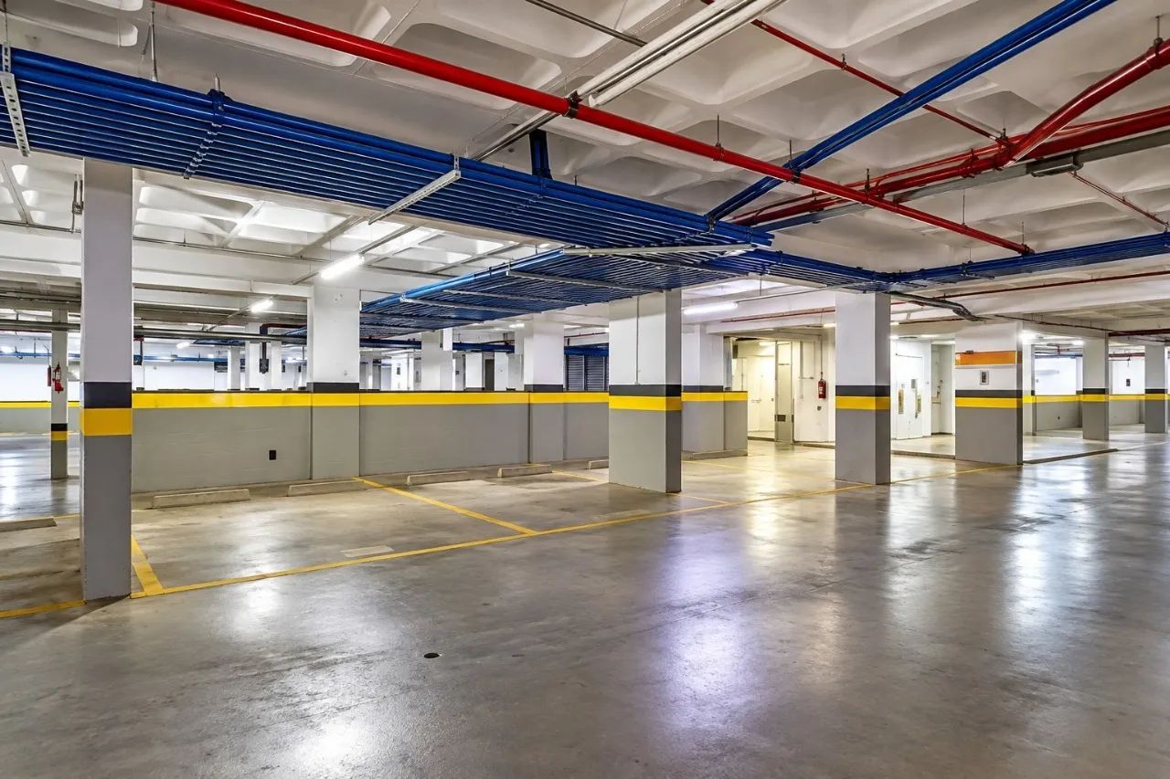 VAGA DE GARAGEM PRÓXIMO AO TRE, NO EDIFÍCIO BARÃO DE MAUÁ, SIG - Foto 2