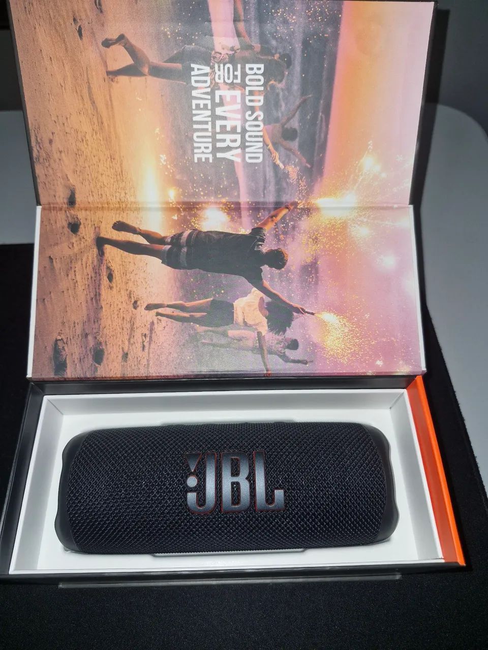 Caixa de som JBL Flip 6 preto. - Foto 2