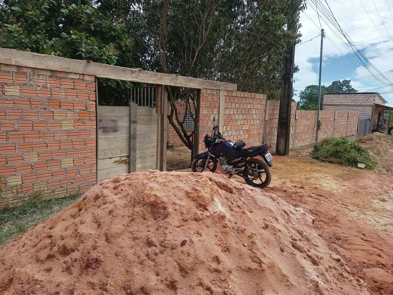 Terreno com Casa 5x4 dentro do terreno. - Foto 2