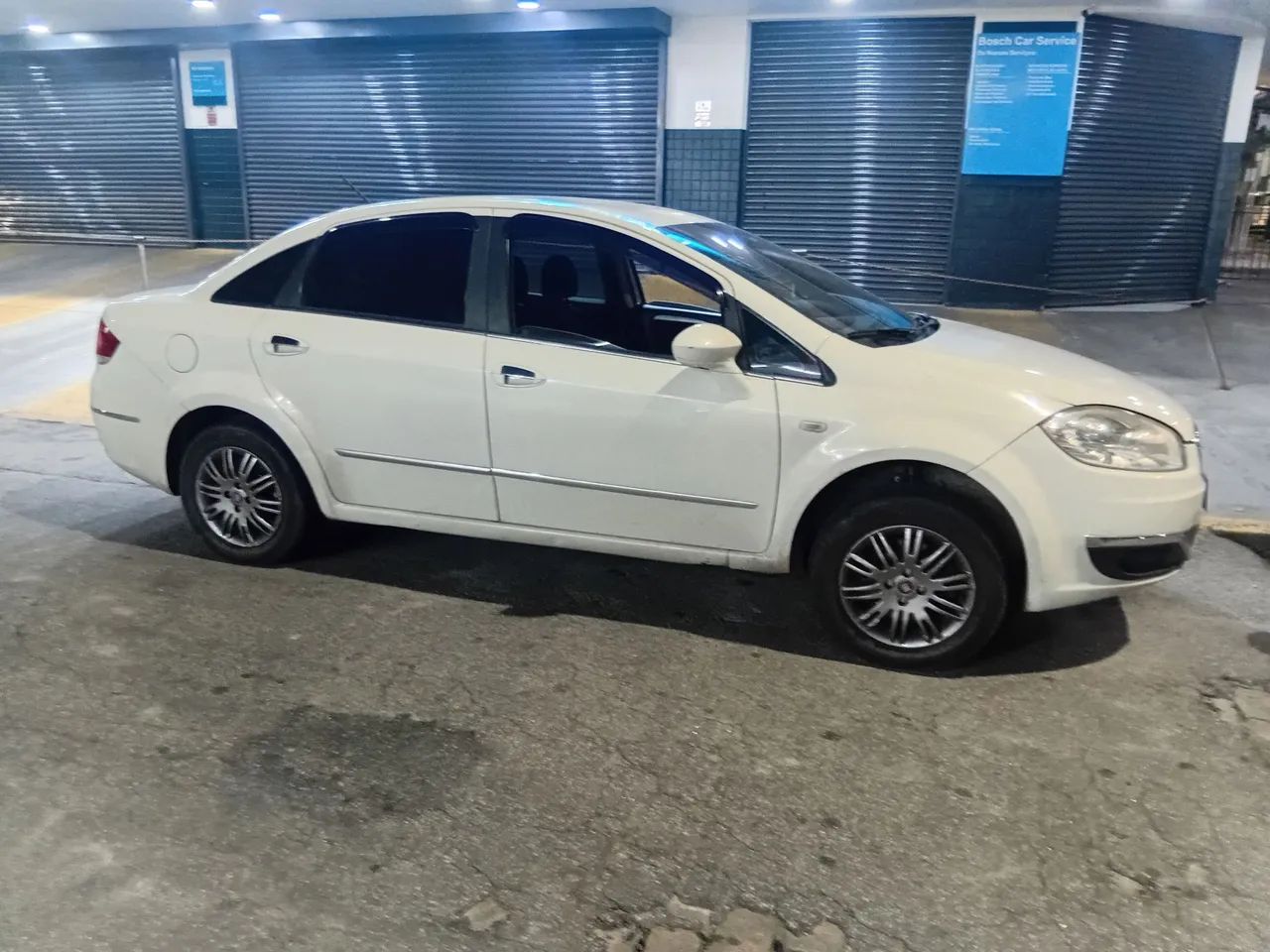 Fiat Linea LINEA ESSENCE 1.8 Flex 16V 4p 2015