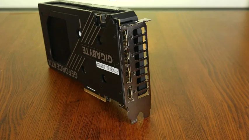 RTX 5060 - Foto 3