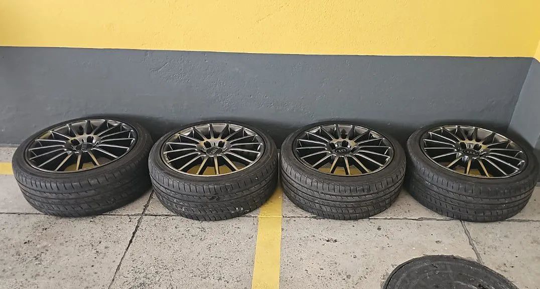 Rodas 18" de Mercedes AMG + pneus - furação 5x112 - Excelente estado  - Foto 5