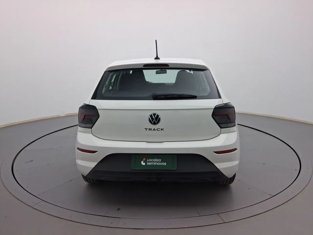 Volkswagen Polo Track 1.0 Flex 12V 5p, foto 4 de 18