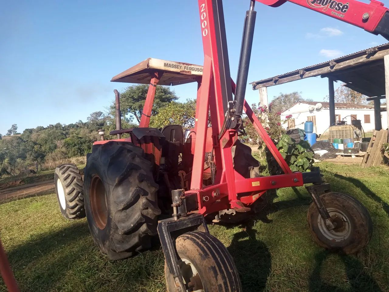 Trator MF 295 4x4 - Foto 4