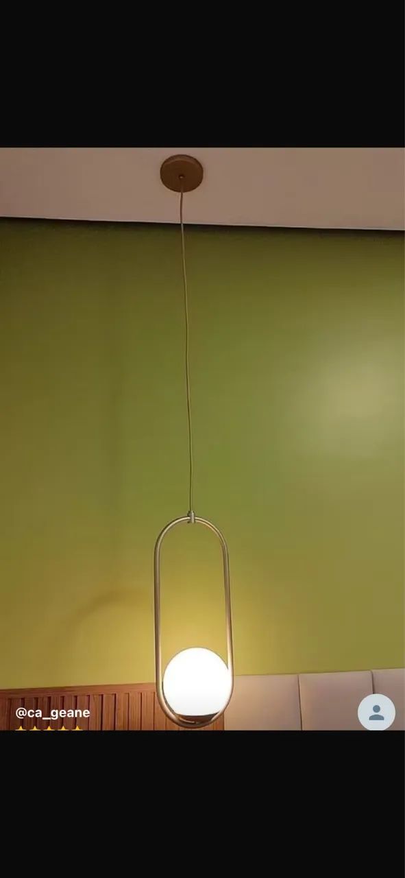 Lustre pendente globo dourado NOVO  - Foto 2