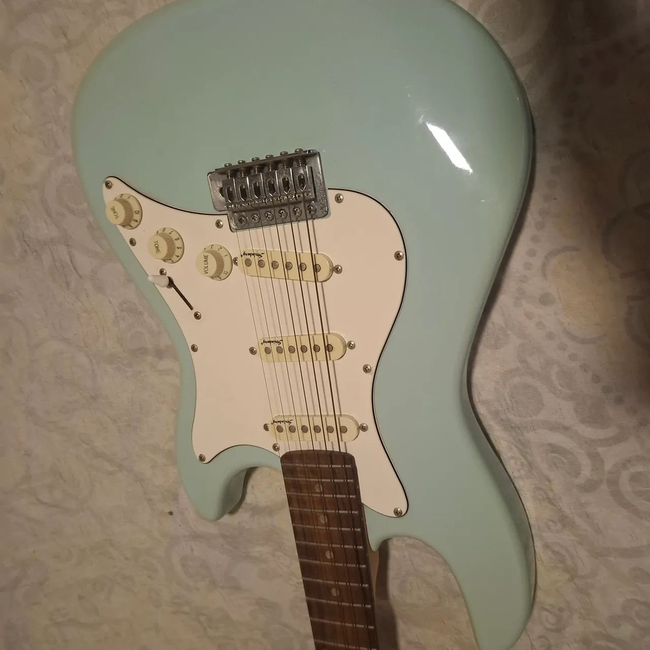 Guitarra e cubo baby - Foto 3