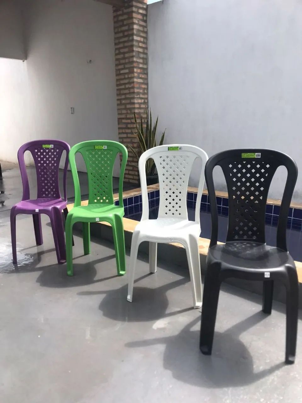 Cadeiras de Plástico