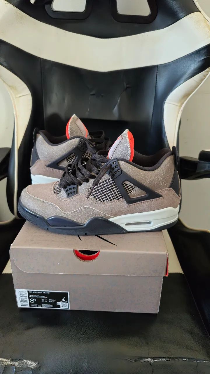Jordan 4 taupe haze