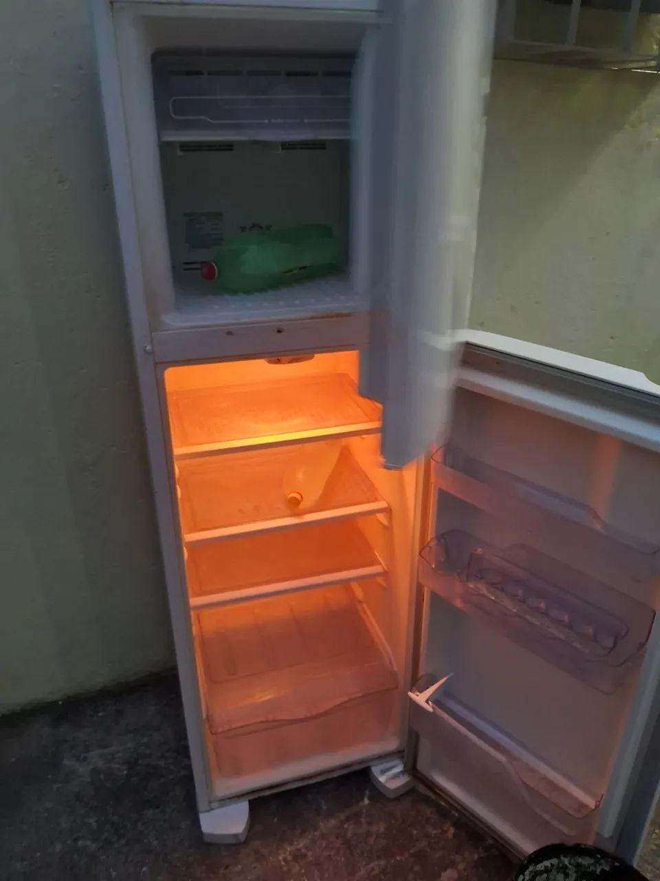 Geladeira Electrolux frost free  - Foto 2