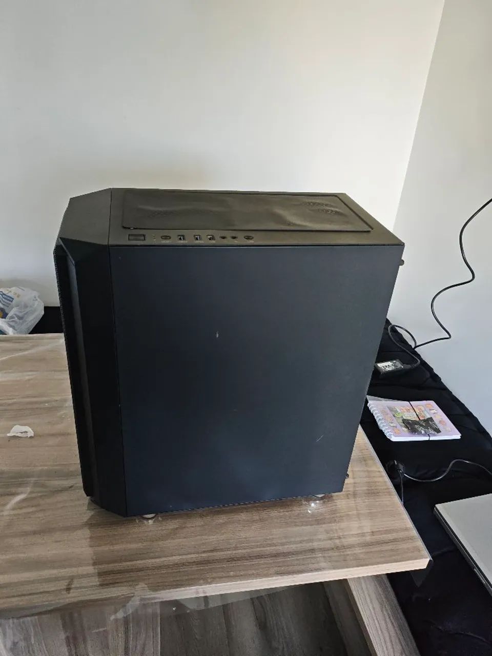 Gabinete montech Air x  - Foto 3
