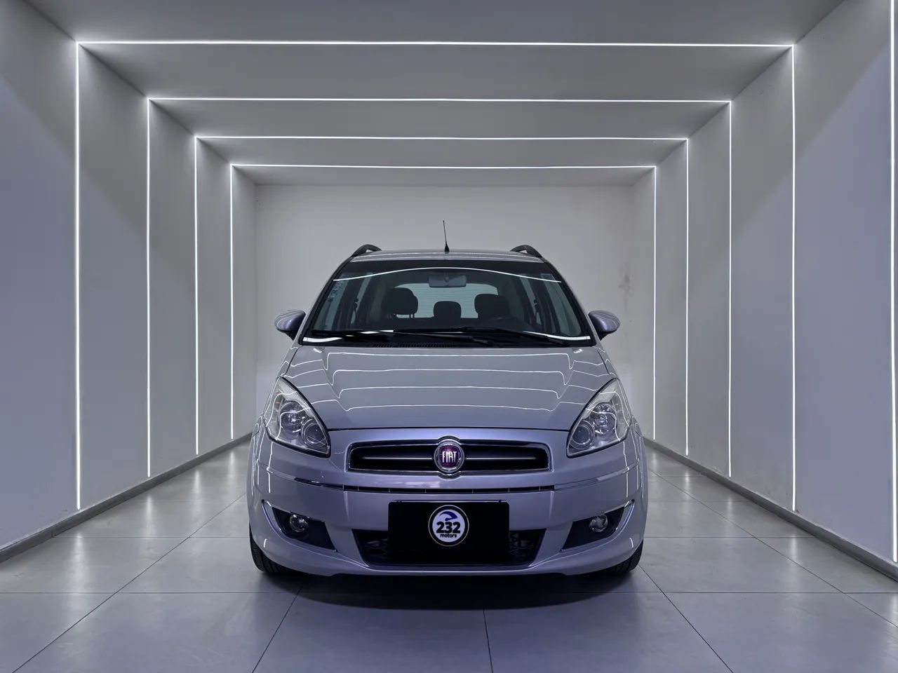 Fiat Idea Essence 1.6 Flex 16V 5P 2015 - Foto 2