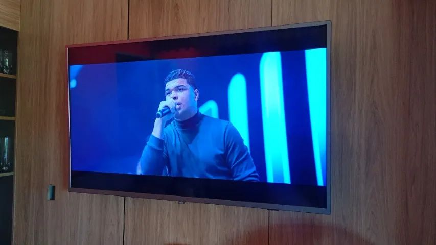 Vendo tv smart 50 polegadas 