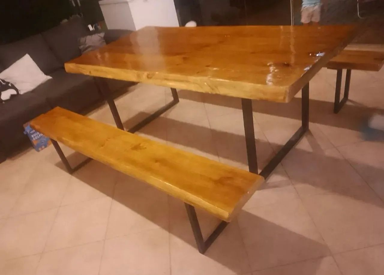 Mesa rústica 