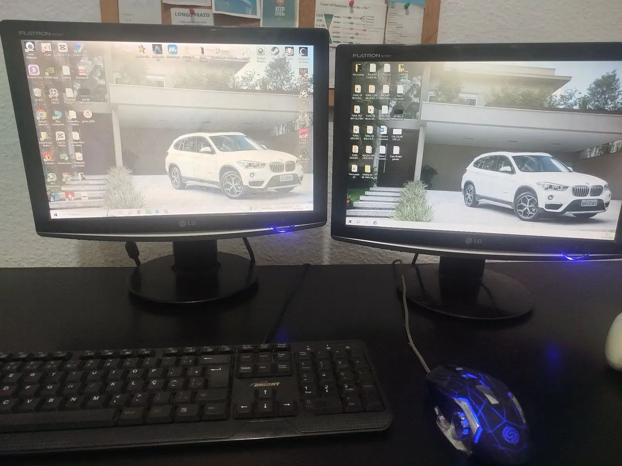 2 Monitores LG Flatron W1752T - 17 Polegadas