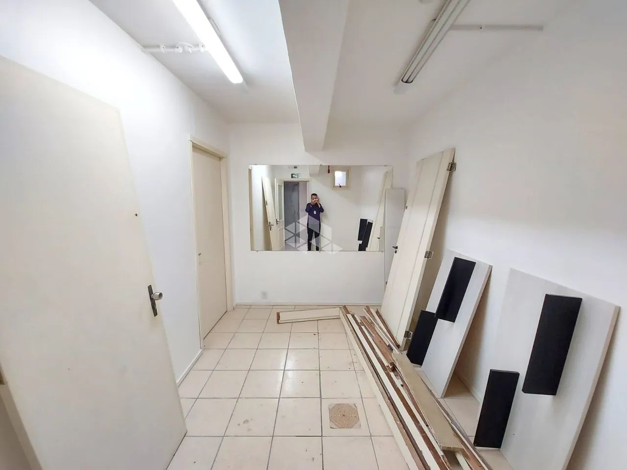 SALAS NO EDIFÍCIO LUZIANA - Foto 3