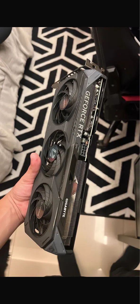 RTX 5060TI 8GB GIGABYTE (TROCO) - Foto 2
