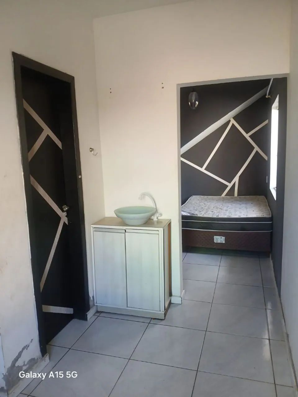 Kitnet mobiliada ótima localização 