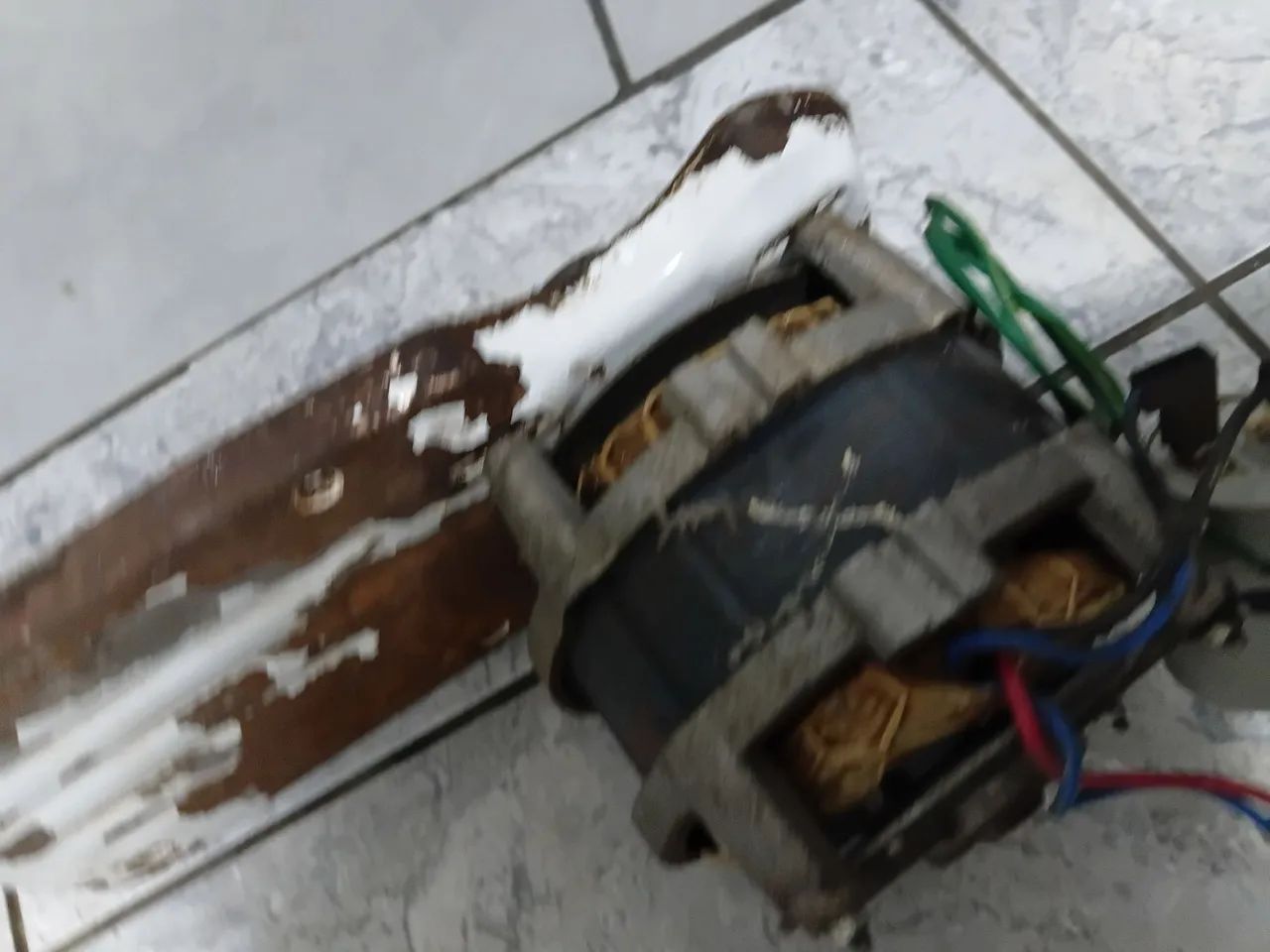 Motor elétrico  de tanquinho  colomar  - Foto 5