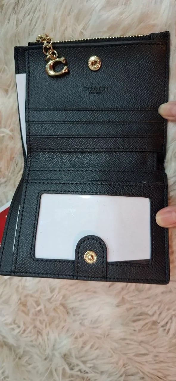 coach preta com porta moedas nova - Foto 3