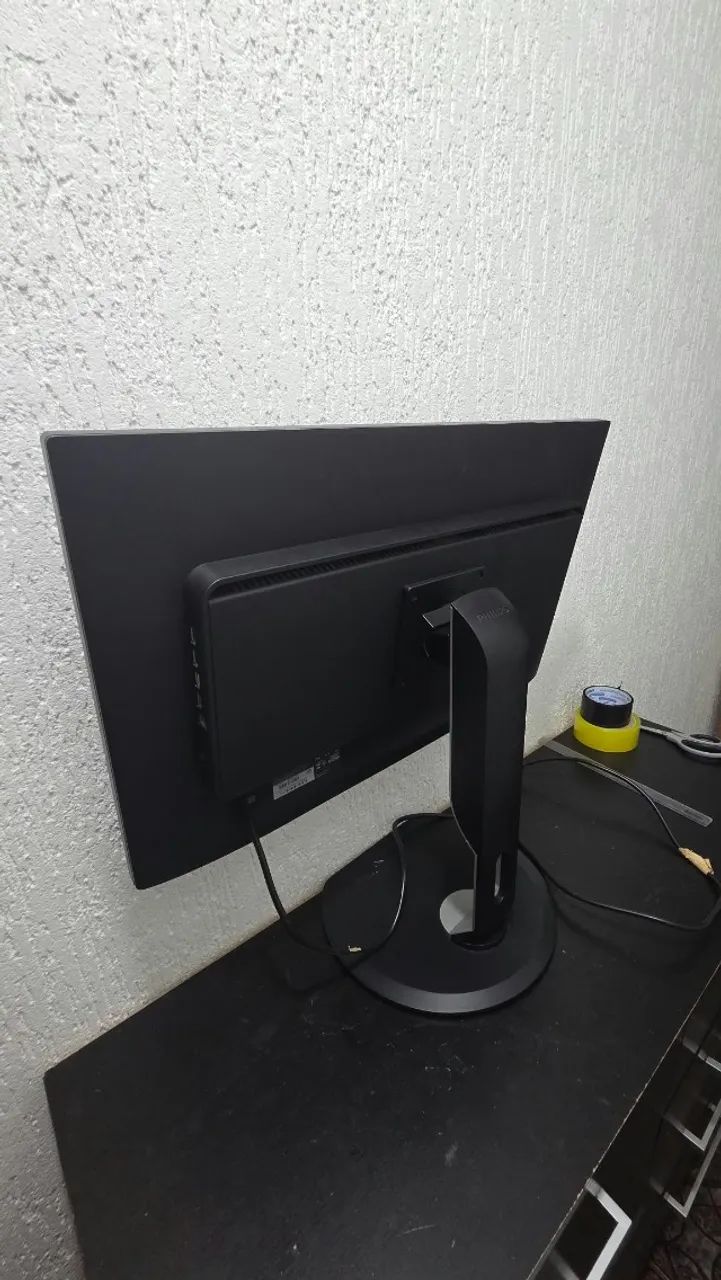 Monitor Philips 28 Pol. LED 4K Ultra HD Widescreen, 288P6L - Foto 3